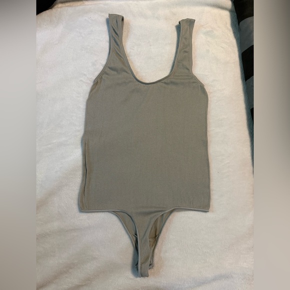 SKIMS Light green Ribbed Tank bodysuit - Picture 4 of 6